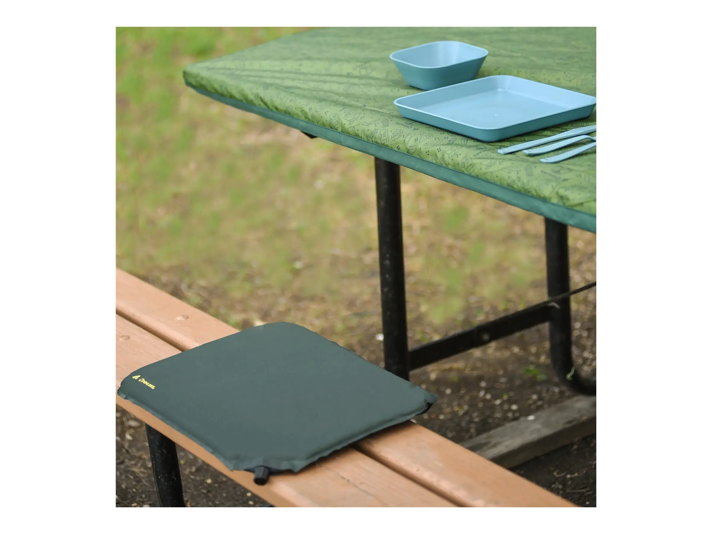 Coussin Gonflable Coghlan's 2140 - Autogonflant, Compact et Confortable